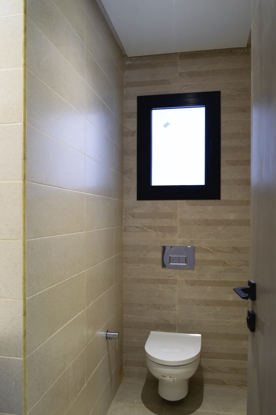 Omrane 16 Residence — Shower room